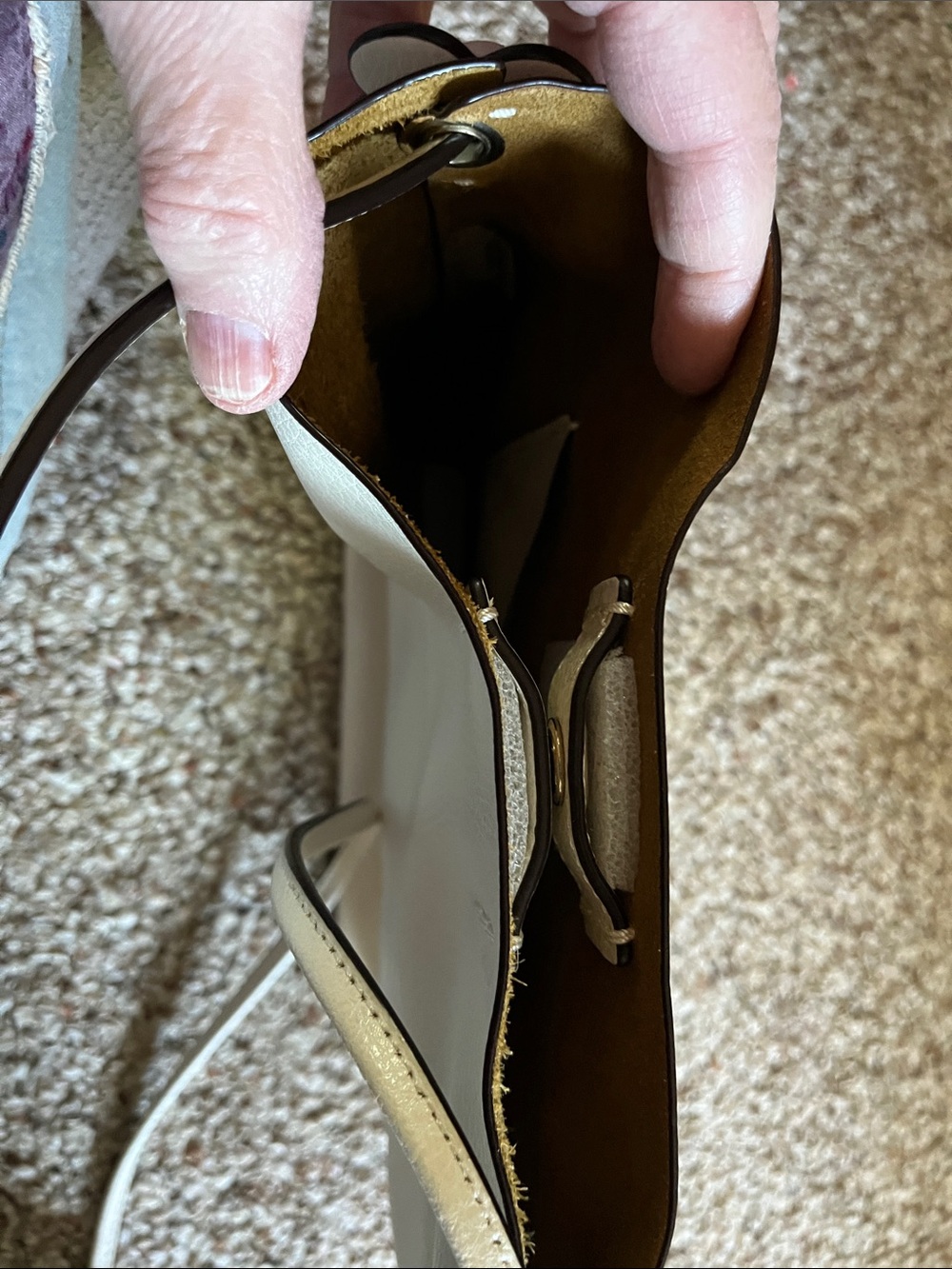 Coach Cream Pebbled Leather Bucket Shoulder Bag - Picture 4 of 7
